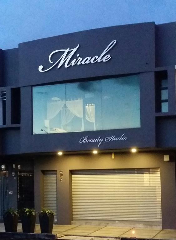 Miracle Suite Ipoh Exterior foto